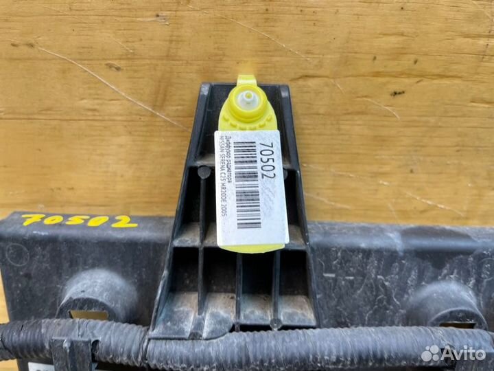 Диффузор радиатора Nissan Serena C25 MR20DE 2007