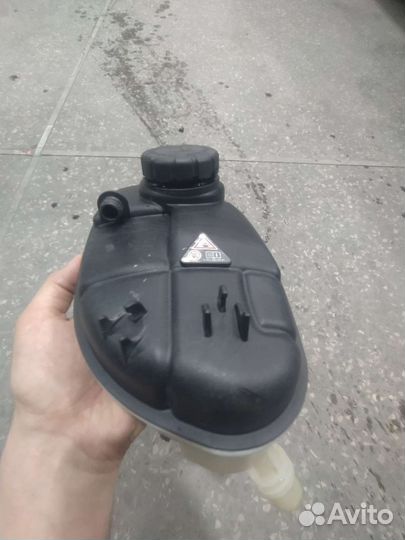 Расширительный бачок mercedes