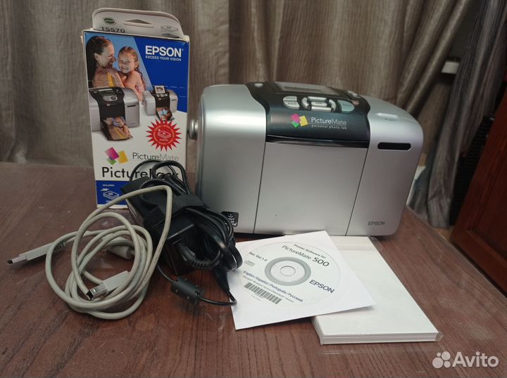 Фотопринтер Epson PictureMate 500 + фотобумага