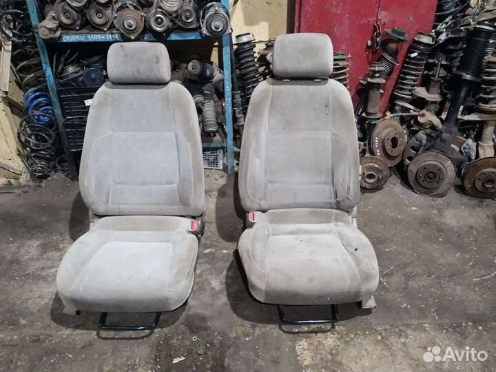 Передние сиденья Daewoo Nubira 2