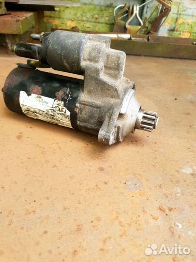 Стартер VW Passat B6 2.0 tdi