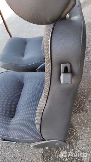 Сидения на ниву