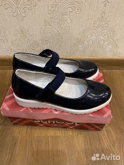 Туфли на девочку