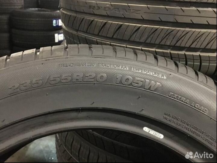 Westlake SA37 235/55 R20 105W