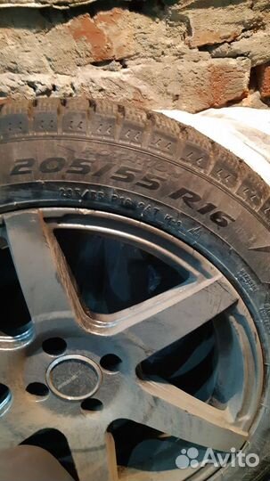 Pirelli Ice Zero 205/55 R16 94T
