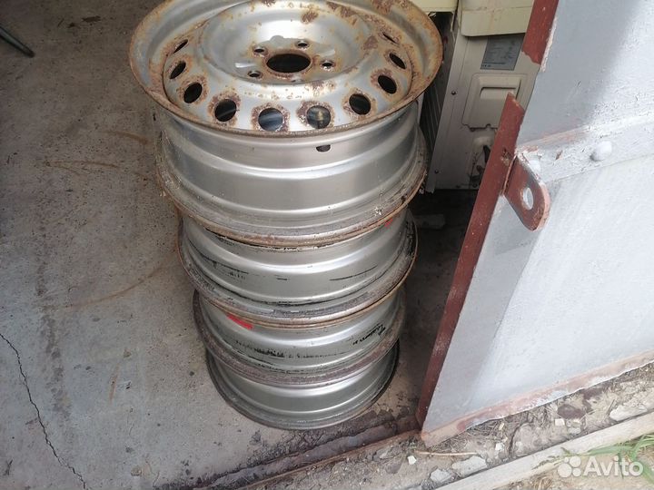 Диски штампованные на renault duster