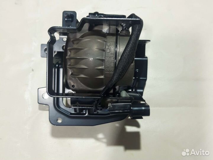 Фара противотуманная левая Митцубиши Лансер 9