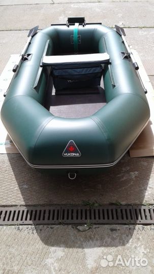 Продается лодка пвх Юкона 300 GT
