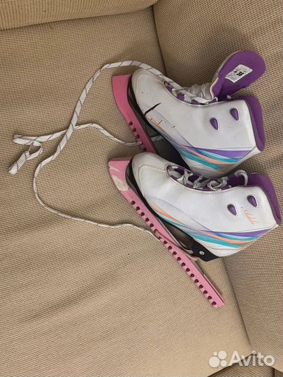 Коньки фигурные 38 размер