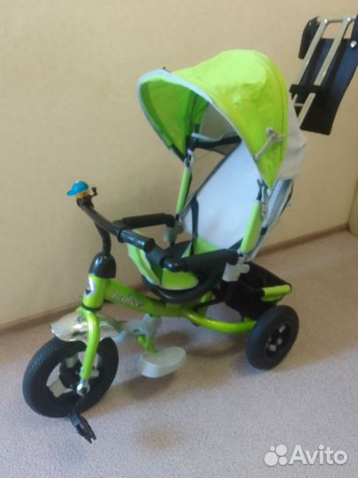 Трехколесный велосипед