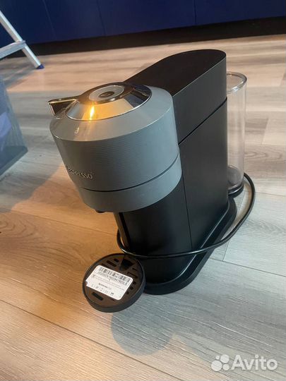 Кофемашина Nespresso Vertuo Next + 12 капсул