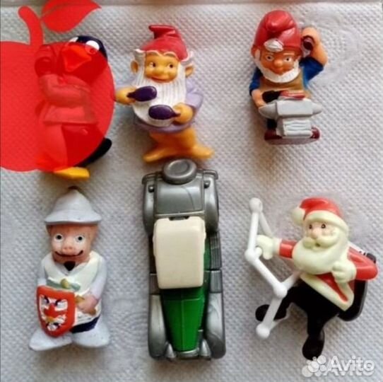 Игрушка из киндера