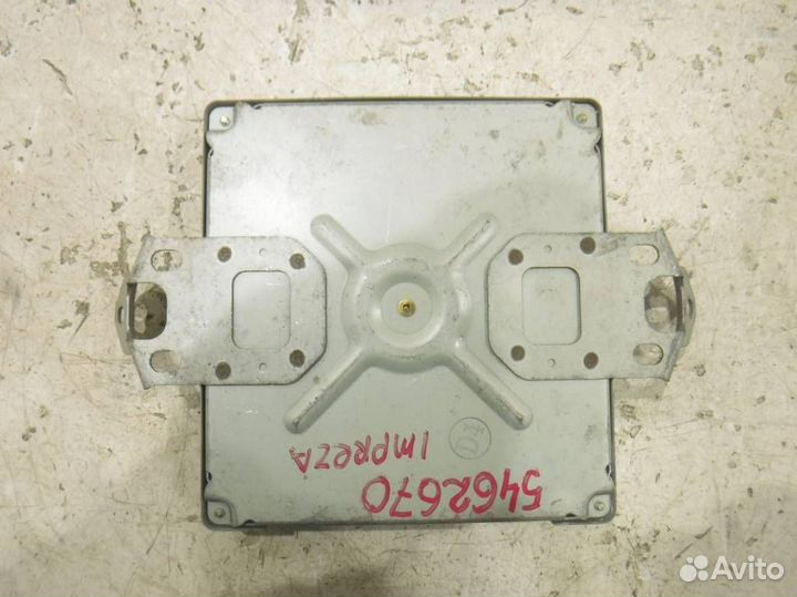 Блок управления двигателем 22611AF633