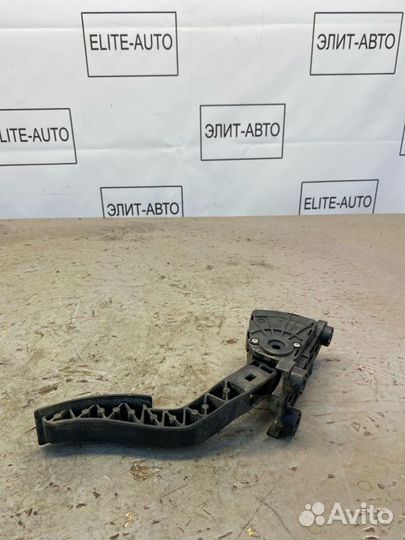 Педаль газа Kia Rio 3 1.4 2016