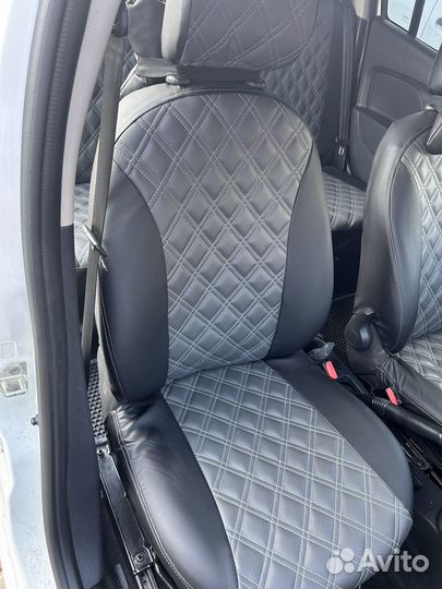 Чехлы на фольксваген поло