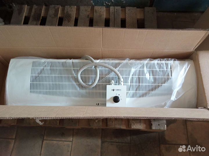 Тепловая завеса timberk THC WT1S 9M