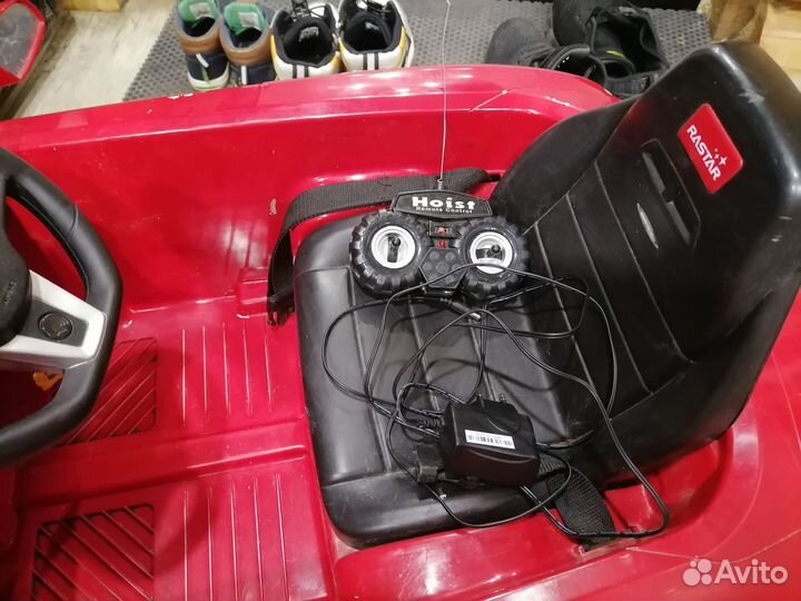 Детский электромобиль