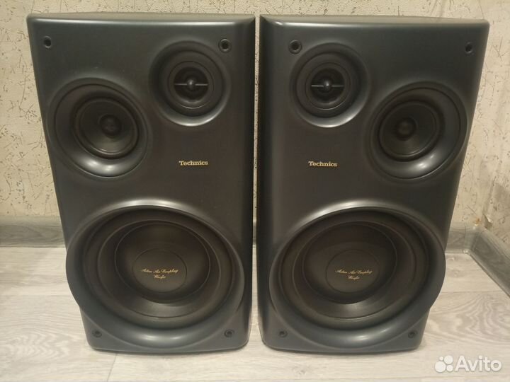 Акустические колонки technics 200 Ватт
