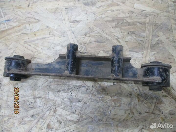 Подушка заднего редуктора Митсубиси Лансер Седия