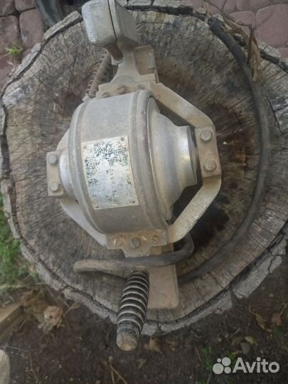 Рубанок электрический