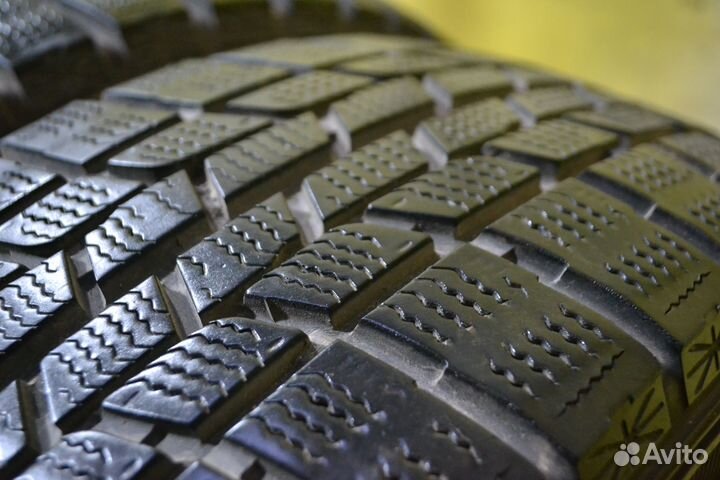 Goodyear Ice Navi 6 205/60 R16
