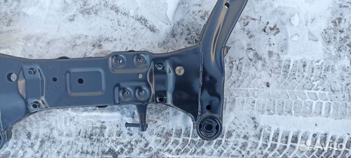 Подрамник передний Kia ceed ed