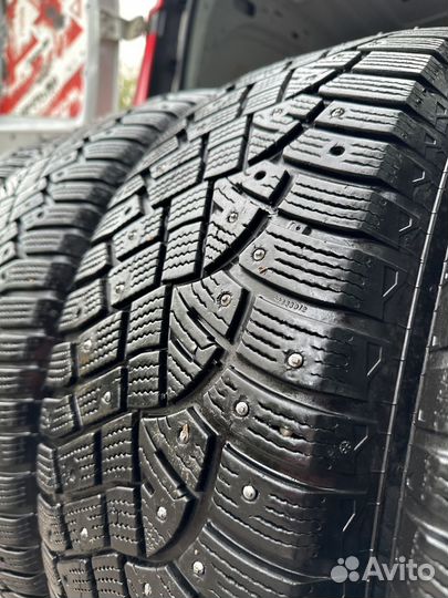 Continental IceContact 2 SUV 235/65 R17