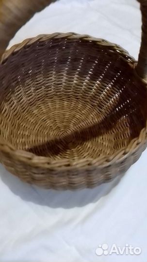 Корзина плетеная
