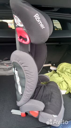 Автомобильное детское кресло