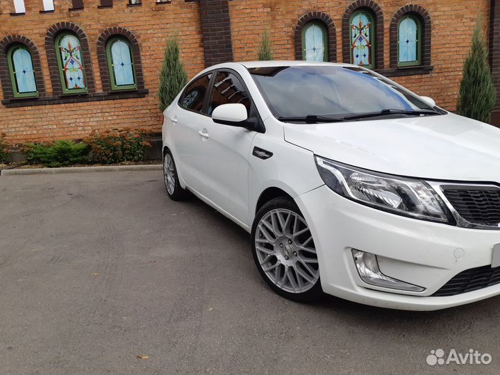 Kia Rio 1.4 МТ, 2013, 311 100 км