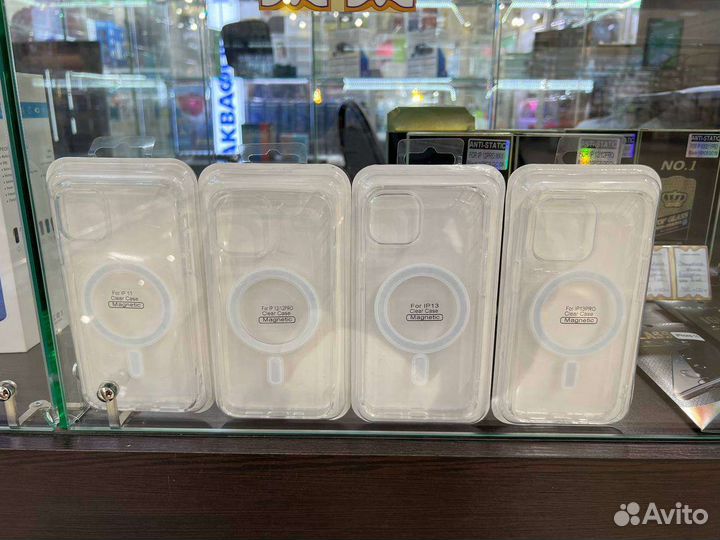 Чехол на iPhone 11/12/13 magsafe прозрачный