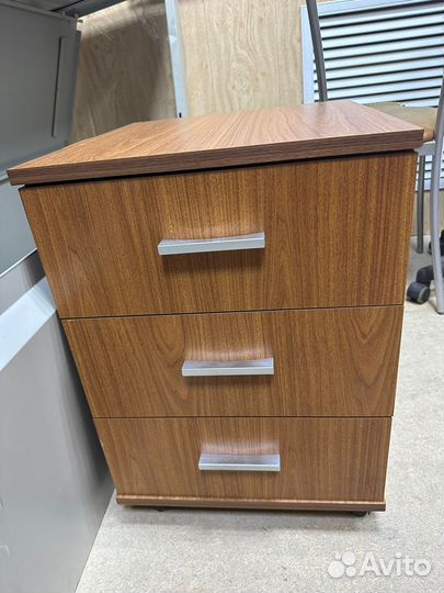 Тумба офисная выкатная