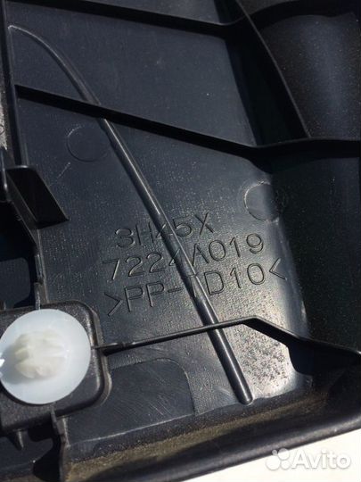 Обшивка багажника задняя Mitsubishi Outlender CW5W