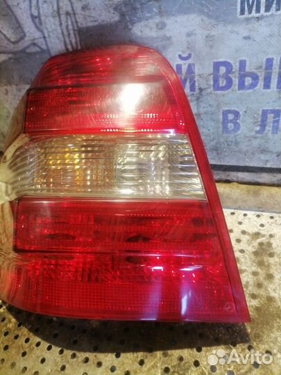Фонарь задний левый Mercedes-Benz M-класс