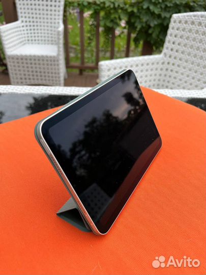 iPad mini Wi-Fi 64GB Starlight («Сияющая звезда»)