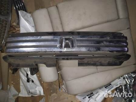 Решетка Honda Mobilio Spyke GK1 б/у