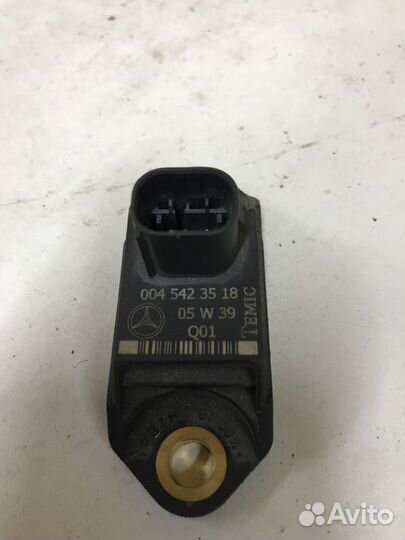 Датчик ускорения Mercedes-Benz S-Class W220
