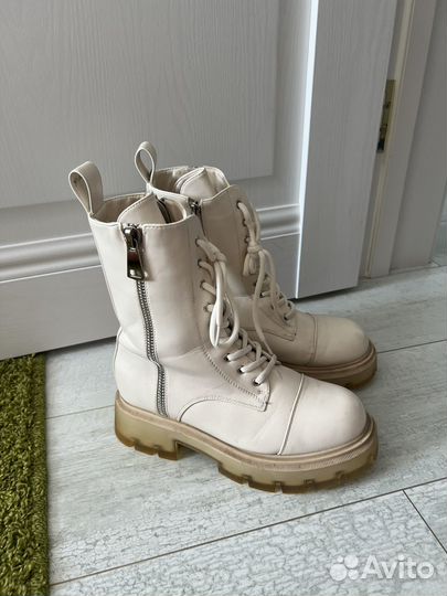 Ботинки женские зимние 38 размера бежевые