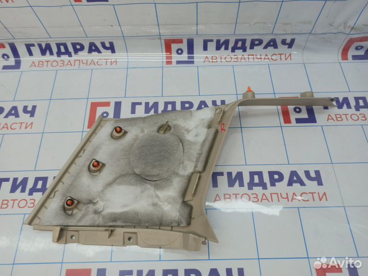 Обшивка стойки задней правой верхняя Mercedes-Benz