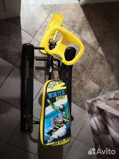 Детский снегокат бу