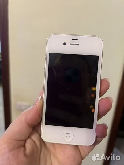 iPhone 4, 8 ГБ
