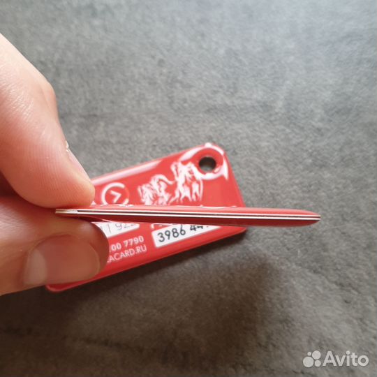 Брелок Тройка+Стрелка+домофонный ключ. Красный