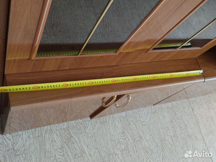 Стенка в гостиную со шкафом под тв