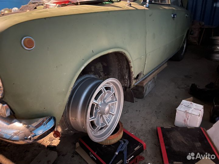 Диски Campagnolo Ragno r14 6j