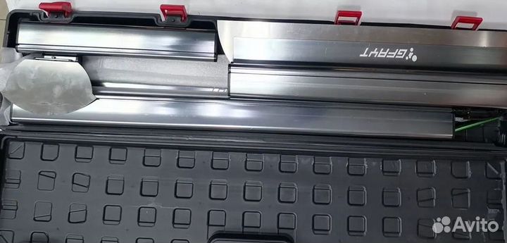 Шпатель для механизированной шпаклевки в кейсе