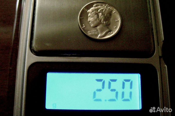 Редкий, серебряный дайм США 1942 года