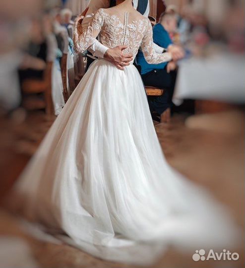 Свадебное платье