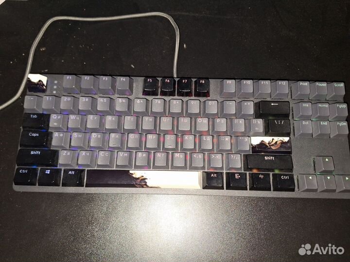 Игровая клавиатура red square keyrox tkl equinox