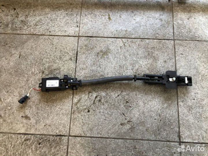 Регулятор ремня по высоте Audi A8