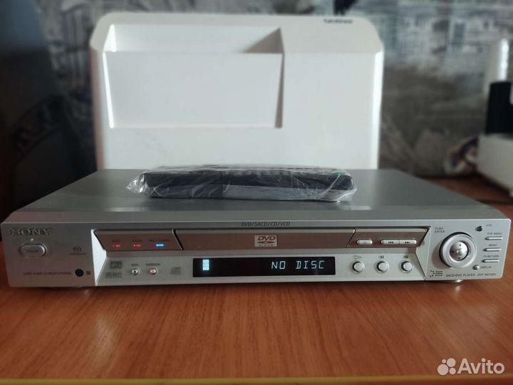 Проигрыватель Sony cd/dvd